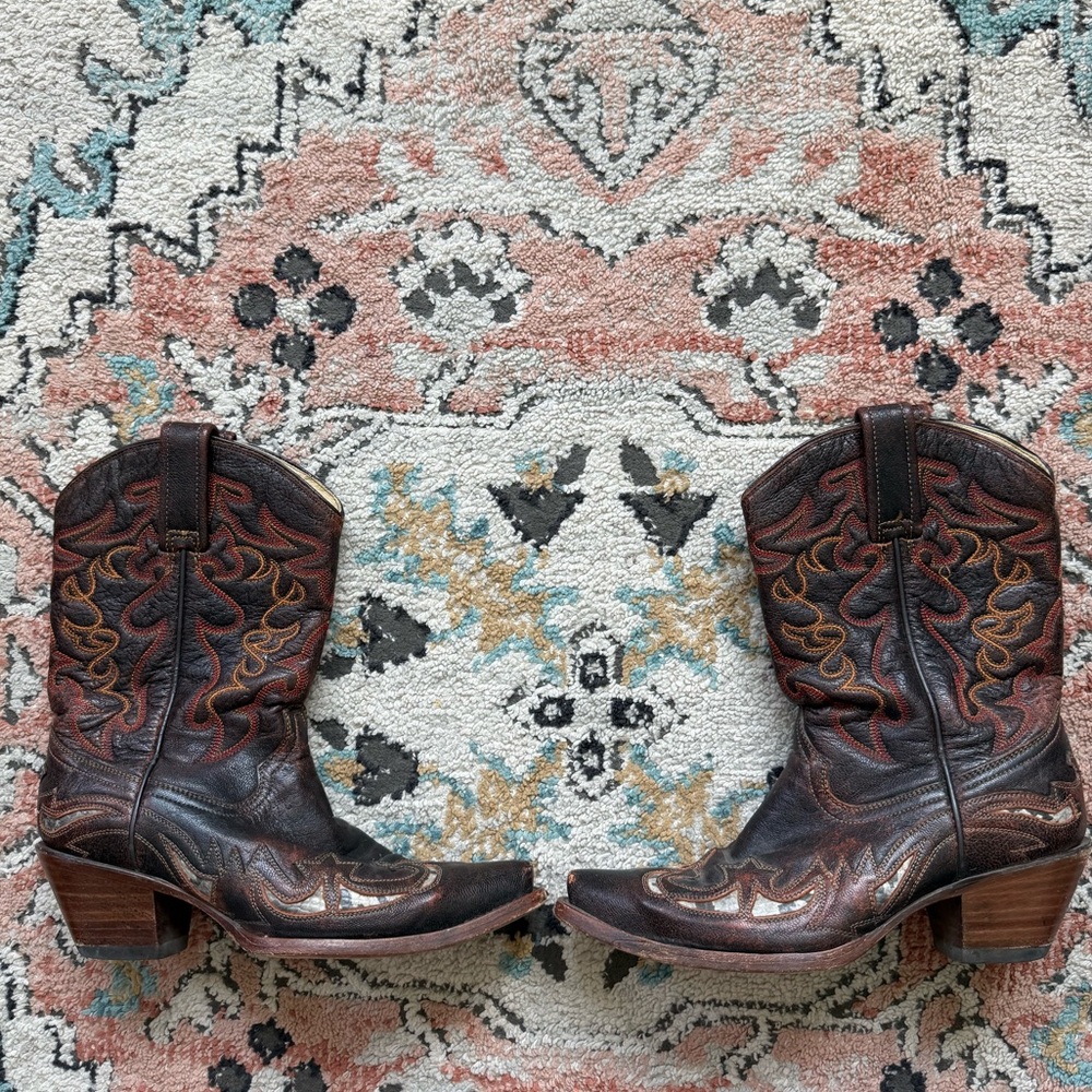 Corral Boots Women size 7.5